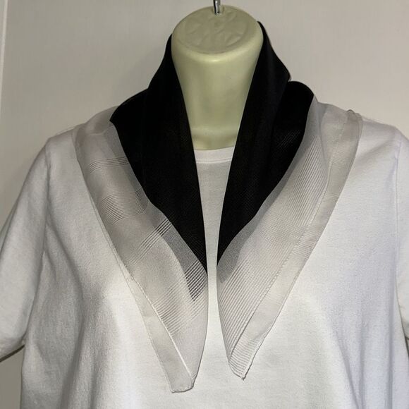 Vintage Kathie Lee black with white border semi sheer polyester square scarf - Picture 6 of 8